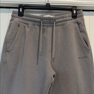 Hollister Men’s Relaxed Joggers